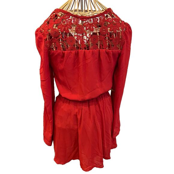 GIANNI BINI SIZE S Red Dress Accent Sleeves and Lace Shoulders Belt Very Pretty! - Picture 2 of 2